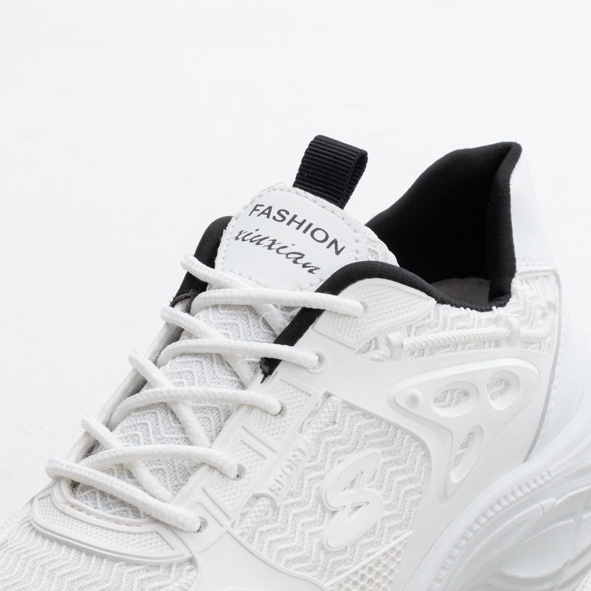 Women’s Sneaker SV52