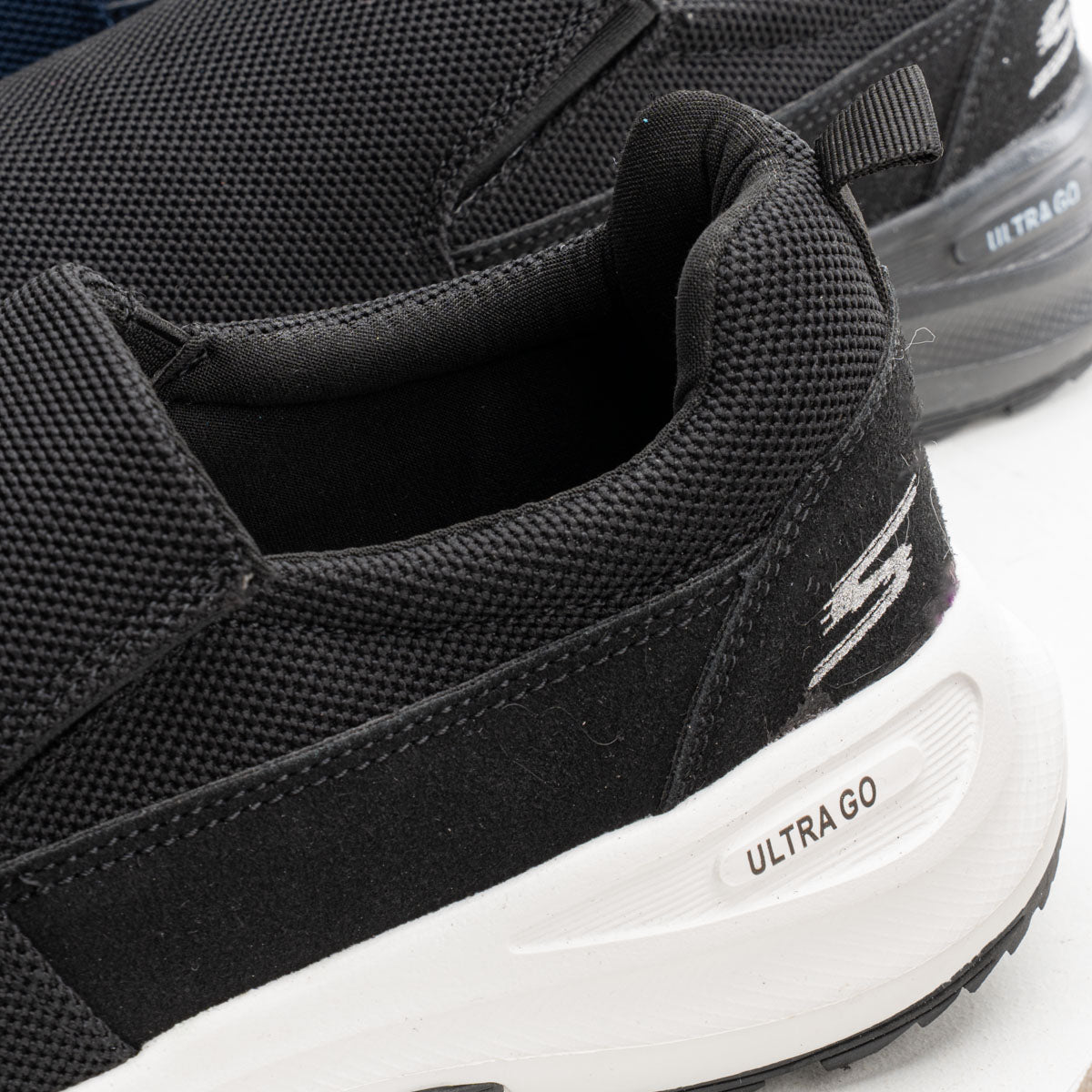 Skechers Imported S19