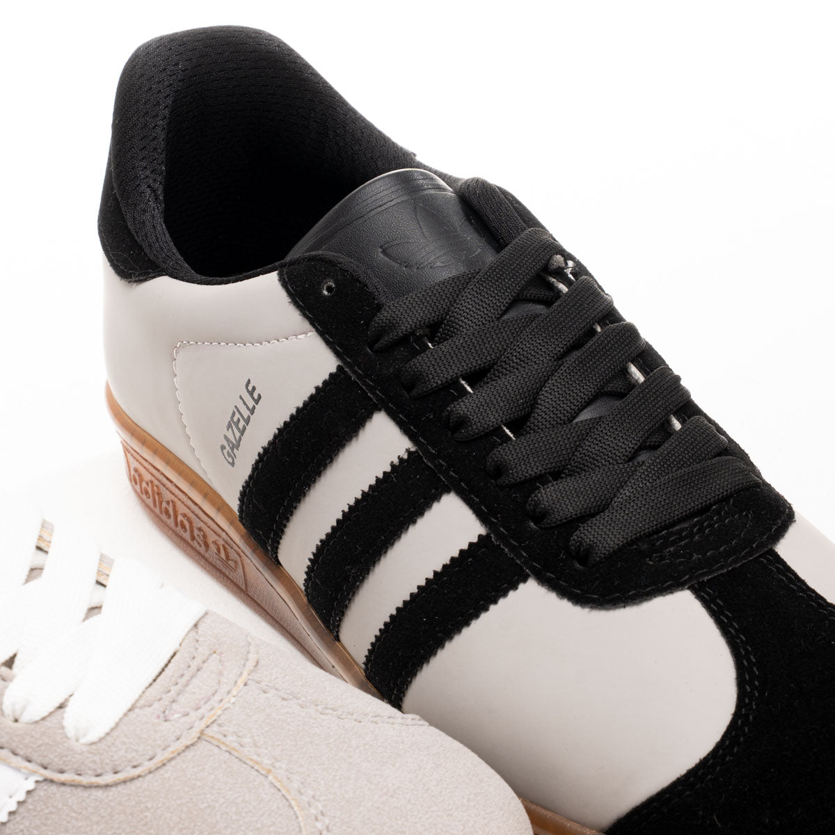 Gazelle Sneaker FL18