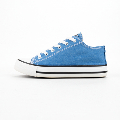 Women’s Converse Sneaker