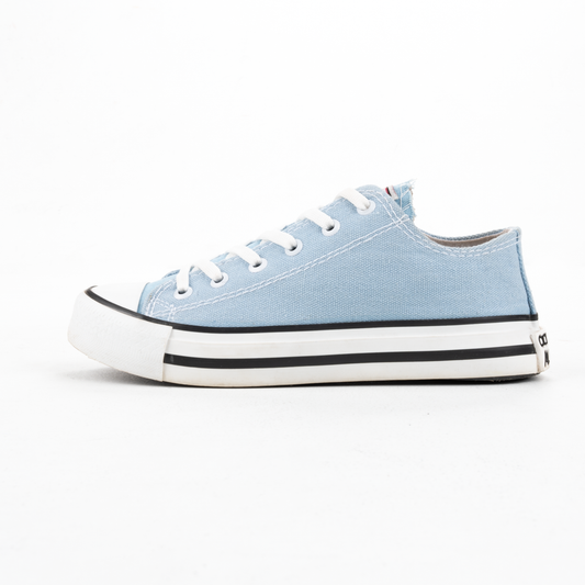 Women’s Converse Sneaker